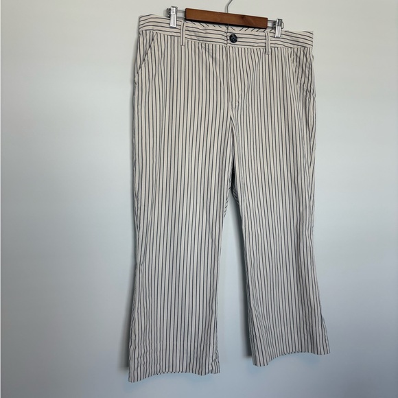 Cabi Tick Tock Cream Pinstripe Cropped Trouser Midrise Women's 16 - Picture 2 of 11
